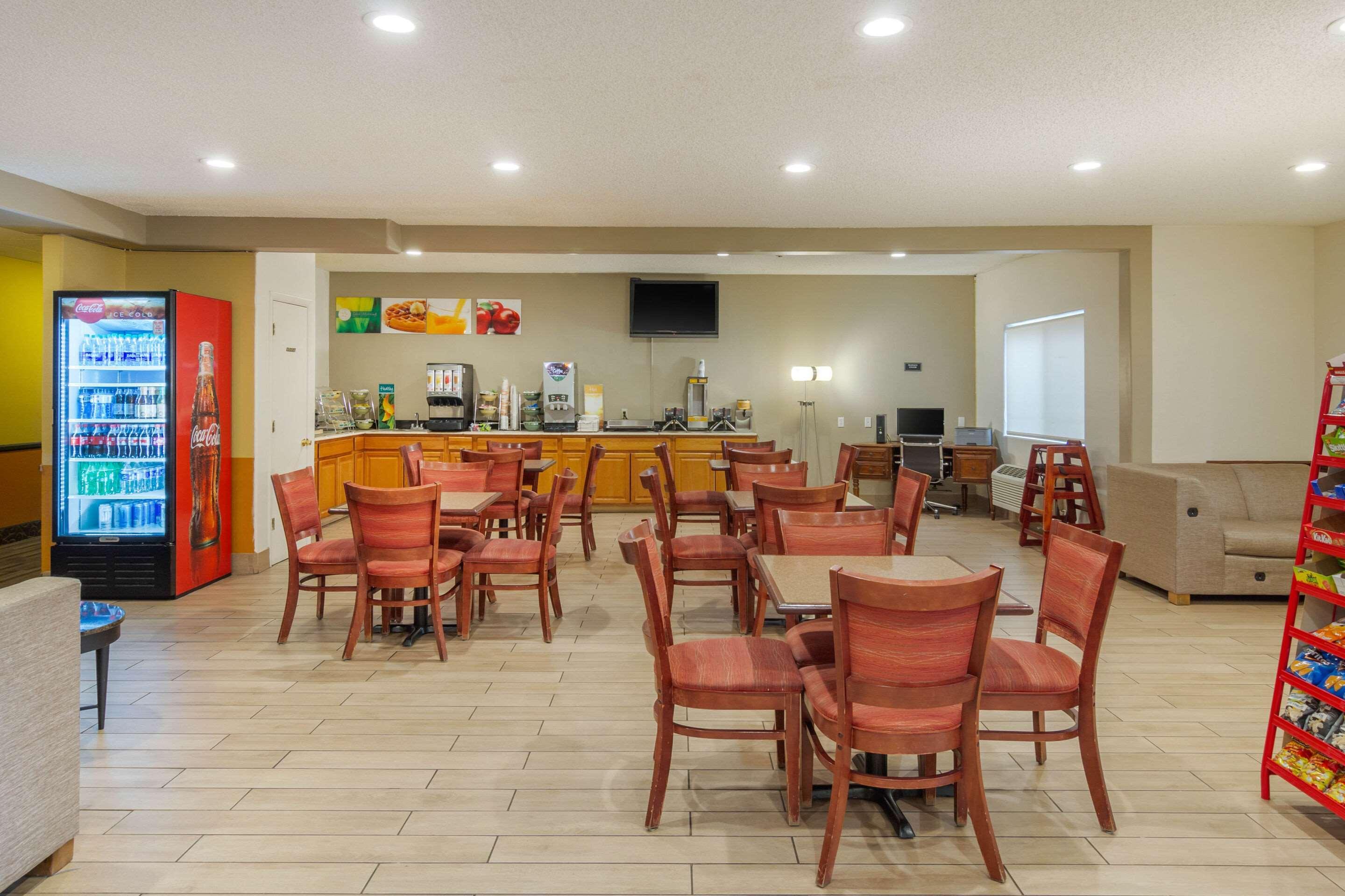 Quality Inn & Suites Lakewood - Denver Southwest Екстер'єр фото