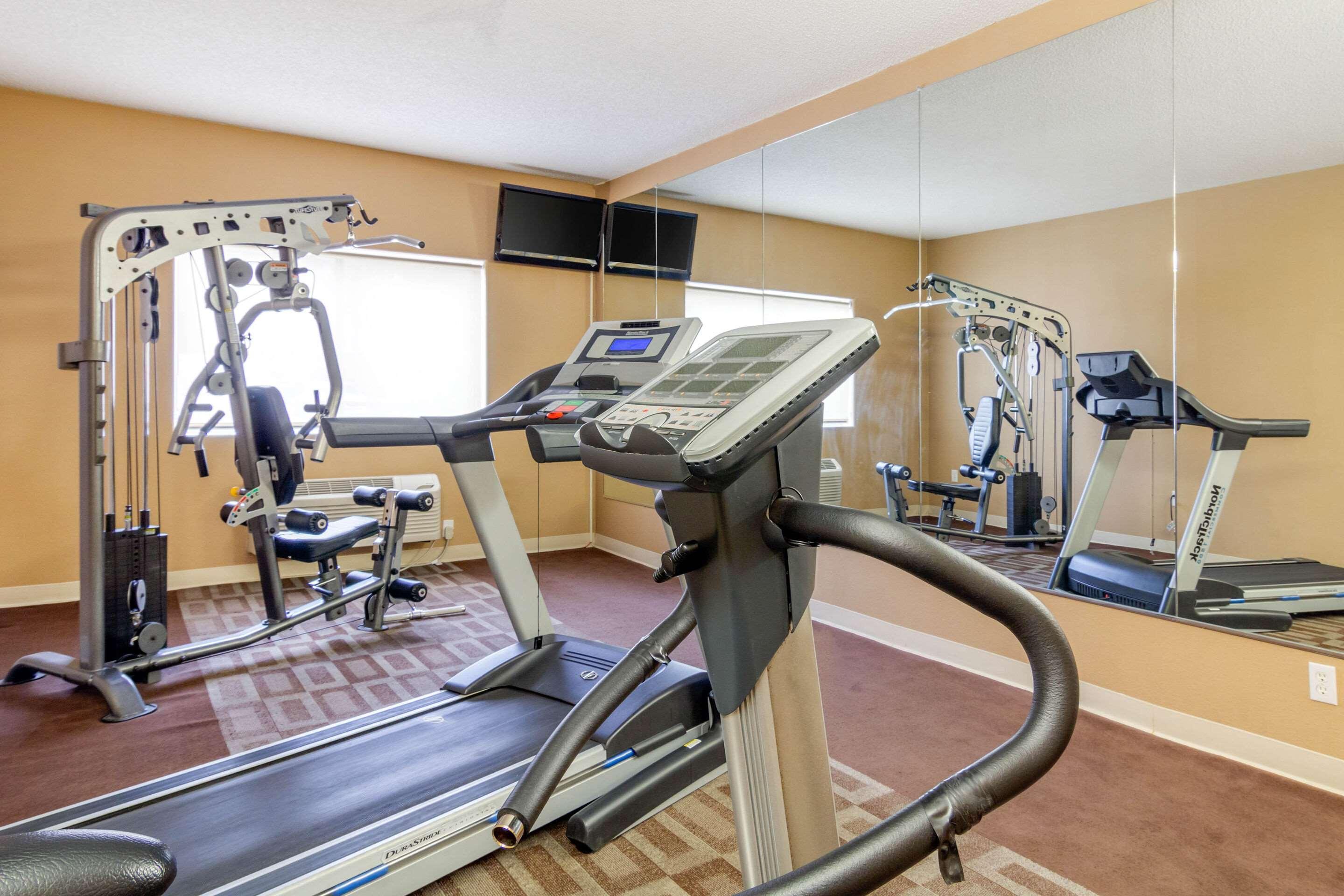 Quality Inn & Suites Lakewood - Denver Southwest Екстер'єр фото