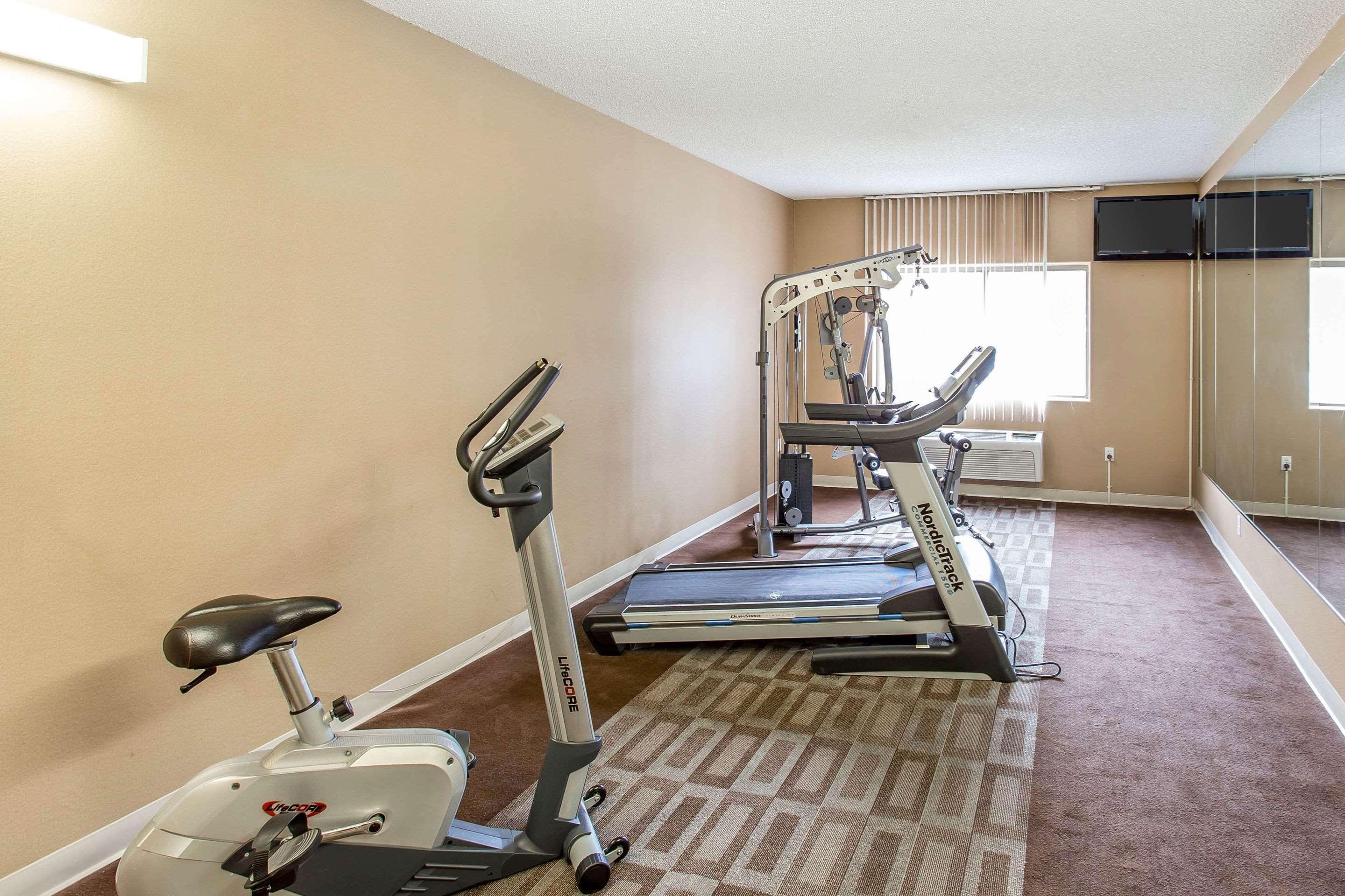Quality Inn & Suites Lakewood - Denver Southwest Екстер'єр фото