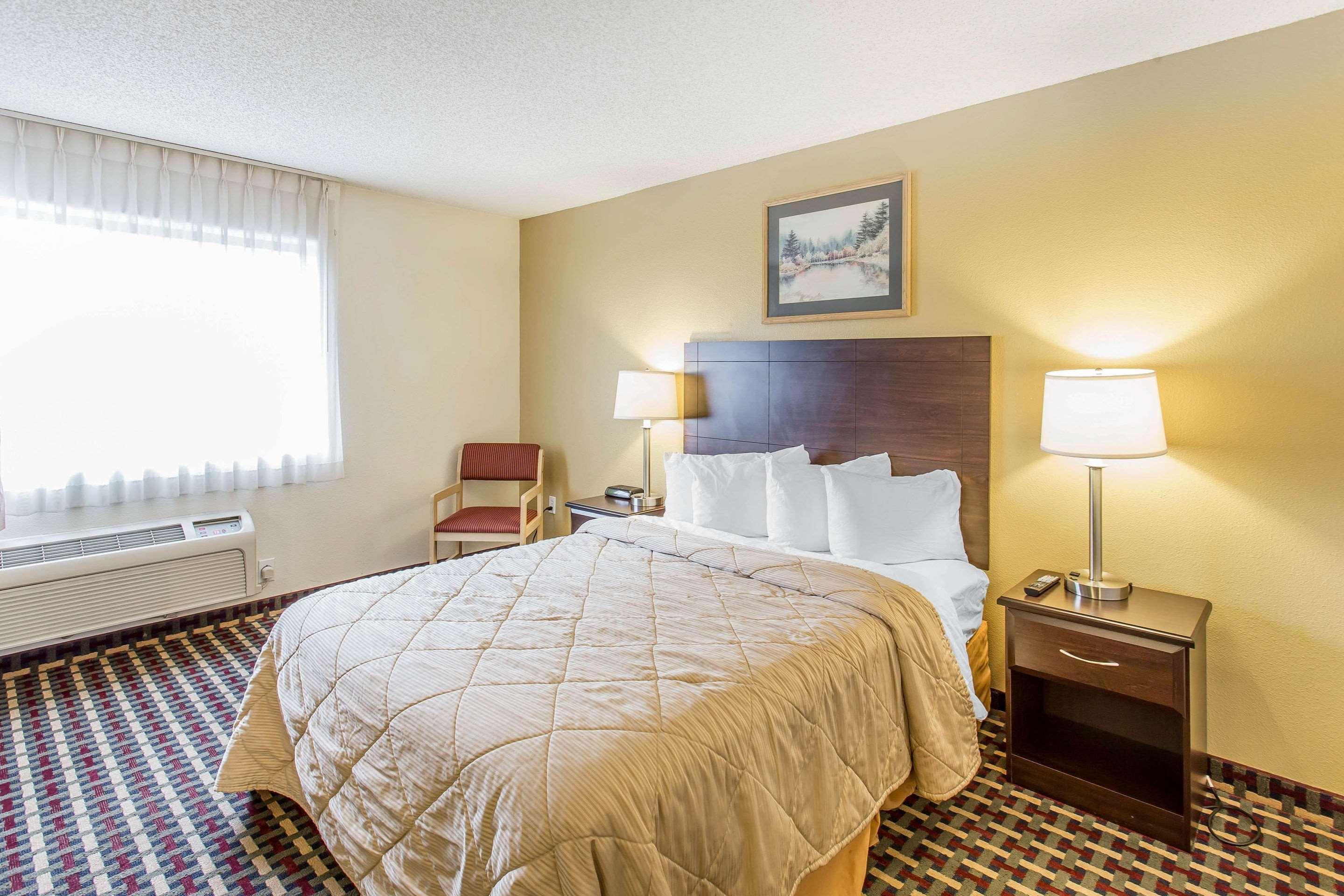 Quality Inn & Suites Lakewood - Denver Southwest Екстер'єр фото