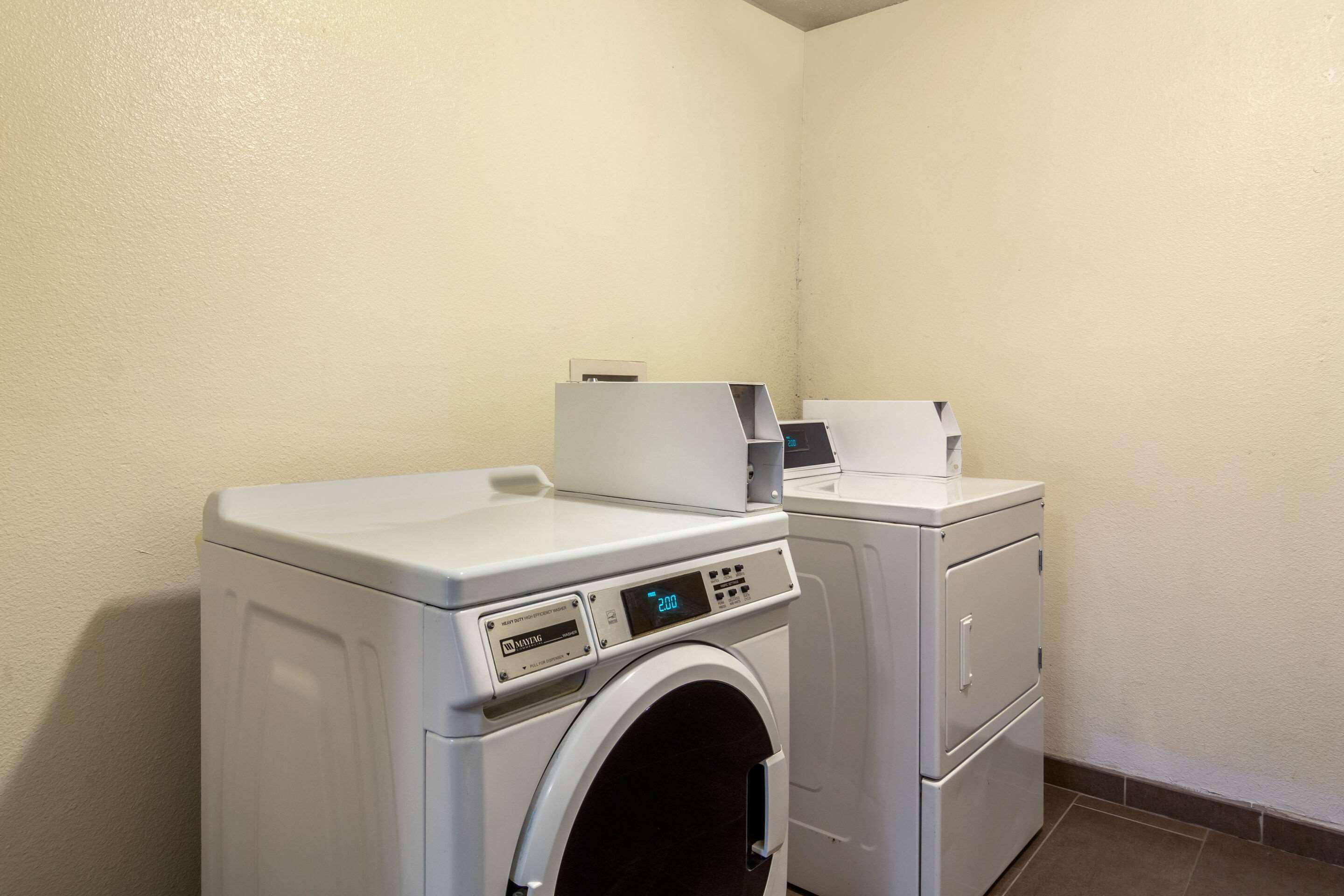 Quality Inn & Suites Lakewood - Denver Southwest Екстер'єр фото