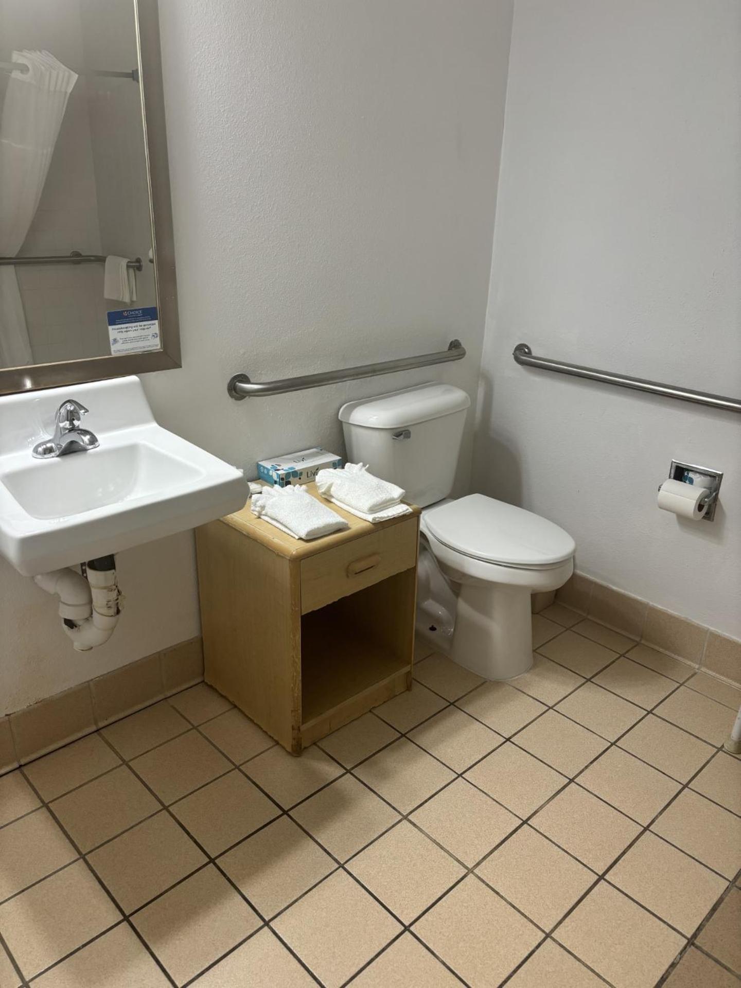Quality Inn & Suites Lakewood - Denver Southwest Екстер'єр фото